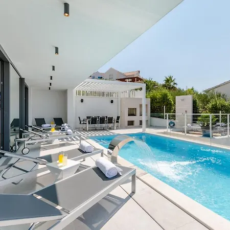 Seaside Luxury With A Swimming Pool Sutivan, Brac - 16172 * スティヴァン
